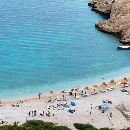 Exclusive Pool Escape Near Sea - Happy * Krk Town