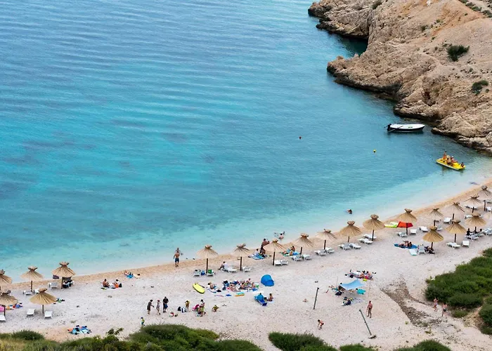 Exclusive Pool Escape Near Sea - Happy * Krk Town