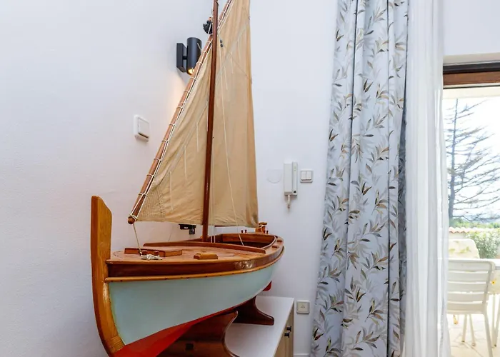Exclusive Pool Escape Near Sea - Happy Διαμέρισμα Krk Town